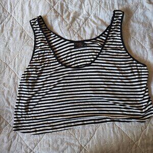 Copper Union ribbed black and white crop tank 5x